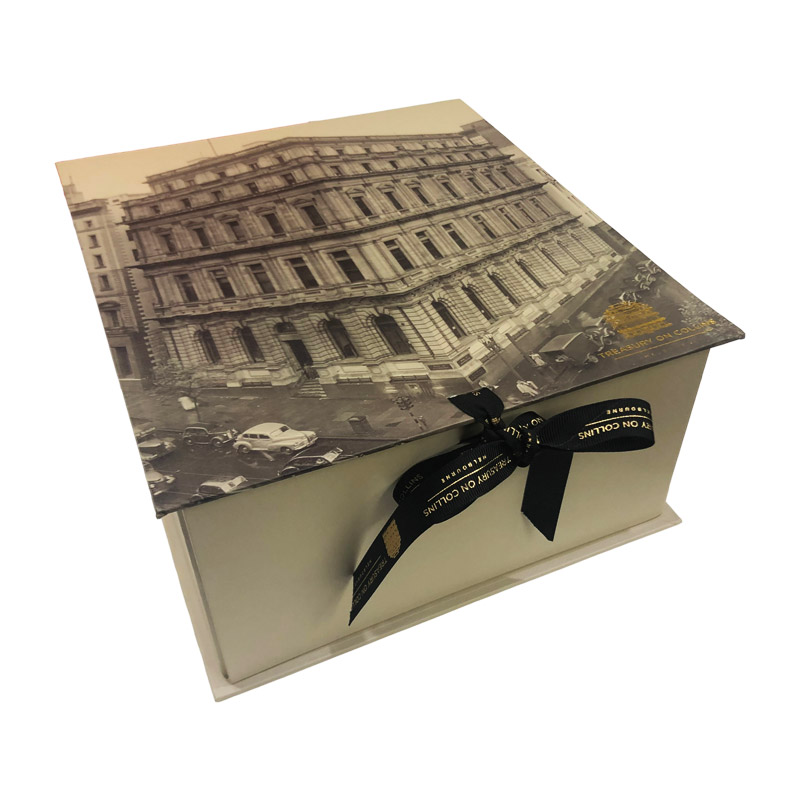 Get custom made collapsible boxes to suit your product and business